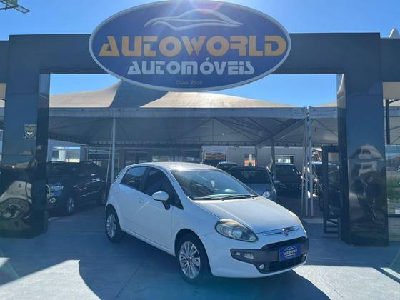 FIAT PUNTO 1.6 ESSENCE 16V FLEX 4P MANUAL